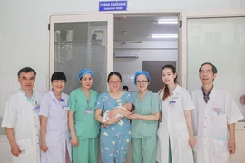 Cứu sống trẻ sinh non mắc bệnh hiếm gặp, xoắn nghẹt ruột non