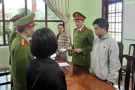 1 cán bộ Văn phòng đăng ký đất đai tỉnh Quảng Trị bị bắt