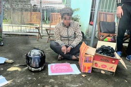 Bắt nam thanh niên vận chuyển 18.000 viên ma túy qua biên giới