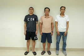Tạm giữ 3 người trong vụ cưỡng đoạt hơn 76m3 gỗ ở Quảng Trị