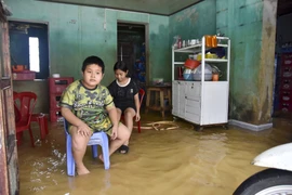 Mưa lũ vẫn tiếp tục phức tạp, học sinh TP Huế tiếp tục nghỉ học