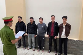 Bắt 5 người cho vay lãi nặng núp bóng doanh nghiệp