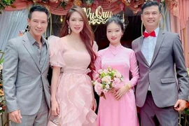 Nghệ sĩ Tiết Cương cưới vợ ở tuổi U50 sau bao năm 'ở giá'