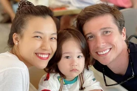 Hậu ly hôn, MC Á hậu Hoàng Oanh và chồng cũ vẫn làm điều này?