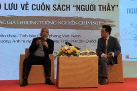 Thượng tướng Nguyễn Chí Vịnh lần đầu giao lưu cùng giới trẻ TP.HCM về "Người thầy" 