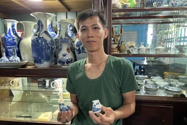 Độc đáo nghề phục chế cổ vật tại Sa Đéc