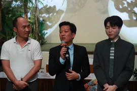 Bị chê nhàm chán vì xuất hiện liên tục trên gameshow, Trường Giang nói gì?