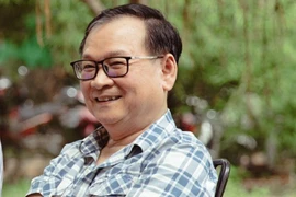 Ngày sách và văn hóa đọc tại TP.HCM: Livestream bán sách trên Tiktok