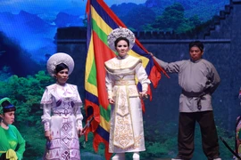 NSND Thanh Ngân khiến khán giả nức lòng với 'Tiếng trống Mê Linh'
