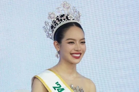Hoa hậu Thanh Thủy sẽ trở về Đà Nẵng thăm thầy cô dịp 20-11