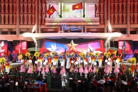 Cầu truyền hình 'Bản trường ca hòa bình': Sống dậy một thời hào hùng của dân tộc Việt Nam