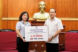 Unilever đồng hành cùng người dân miền Bắc khắc phục hậu quả cơn bão số 3 