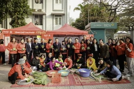 Hơn 2.000 lượt người tham dự Chợ Tết 0 đồng