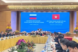 Thủ tướng Việt Nam và Liên bang Nga đối thoại với đại diện doanh nghiệp 2 nước