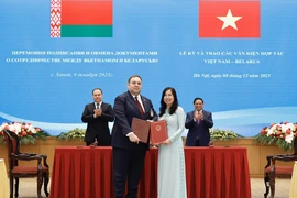 Việt Nam - Belarus miễn thị thực cho công dân hai nước