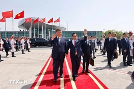 Thủ tướng Phạm Minh Chính ra sân bay tiễn Tổng Bí thư, Chủ tịch nước Trung Quốc Tập Cận Bình