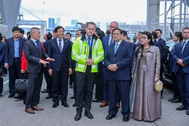 Thủ tướng Phạm Minh Chính thăm cảng biển hàng đầu vùng Baltic