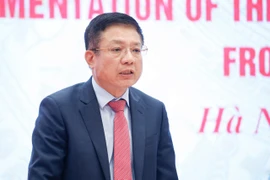Phóng viên các nước đặt nhiều câu hỏi về chính quyền địa phương hai cấp 