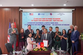 Hoa Kỳ và Việt Nam khánh thành phòng thí nghiệm ADN mới 