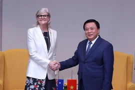 Việt Nam - Australia hợp tác về đào tạo, bồi dưỡng cán bộ và chia sẻ tri thức