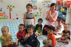 Giáo viên mới ra trường thà đi bán hàng còn hơn dạy học