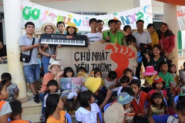Người đàn ông 11 năm trao tặng hàng triệu quyển sách miễn phí cho trẻ em vùng cao