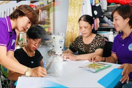 Thiết thực: Tiệm may nghĩa tình dạy nghề miễn phí cho chị em nội trợ, người khuyết tật