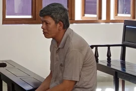Sát hại người khuyên nhập hộ khẩu cho con đi học