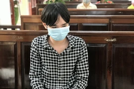 Lãnh 3 năm tù vì lên mạng mua tiền giả bán kiếm lời