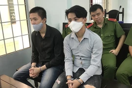 Lãnh án vì trộm xe máy, đâm bị thương công an