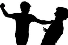 Rủ bạn đi đánh nhau vì cho rằng có người báo công an