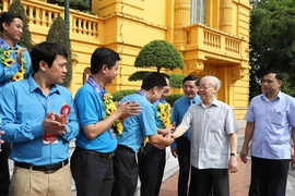Tổng Bí thư, Chủ tịch nước gặp mặt cán bộ công đoàn tiêu biểu