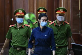Vụ Hoàng Thị Thúy Nga: Luật sư tranh luận, nói về tính logic của viện kiểm sát