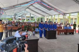 Cà Mau: Truy tố 3 ngư dân qua vùng biển nước ngoài mua hải sản trái phép