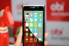 Smartphone Obi giảm giá 3 triệu đồng