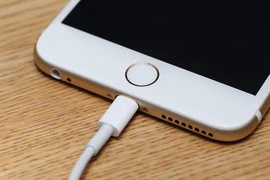 Mẹo tăng tốc sạc nhanh smartphone chỉ với 5 phút