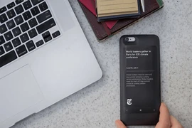 Thêm dung lượng pin và màn hình phụ cho iPhone