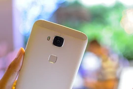 Loạt smartphone giảm giá 2 triệu đồng mừng EURO 2016