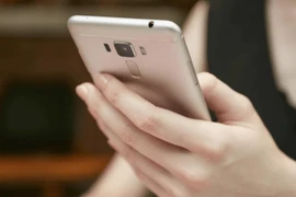 ASUS ZenFone 3 Laser chính thức xuất hiện tại VN