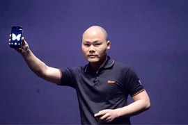 Bphone 2 sẽ hoãn đến năm sau hoặc dừng vĩnh viễn