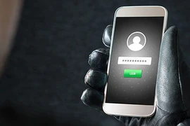 Phần mềm biến smartphone thành thiết bị gián điệp?