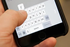 Cách sử dụng iPhone bằng một tay