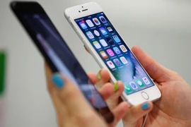Apple giải trình vụ làm chậm iPhone