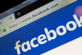 Facebook chia sẻ dữ liệu cho Huawei và Lenovo