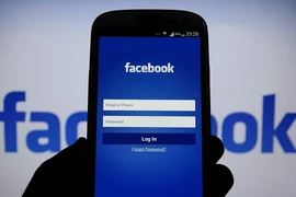 Bộ TT&TT và Facebook lập kênh riêng để gỡ bỏ tin giả