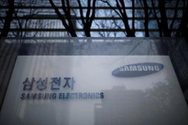 Công nghệ màn hình cong của Samsung bị lén bán cho Trung Quốc