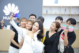 Huawei khai trương cửa hàng trải nghiệm thứ 6 tại Việt Nam
