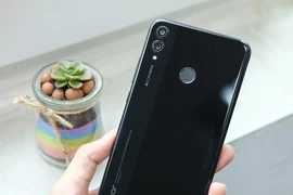 5 mẫu smartphone tầm trung đang giảm giá sốc