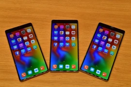 Bkav mang Bphone 3 ‘đi đánh’ xứ người