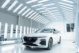 200 mẫu xe VinFast Lux đã sẵn sàng đến tay khách hàng